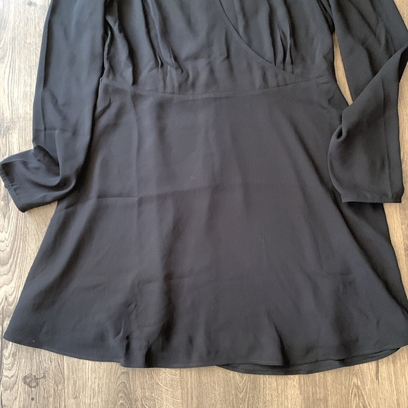 Aritzia Wilfred Lola Dress Black NWT Size 10 - Picture 4 of 10